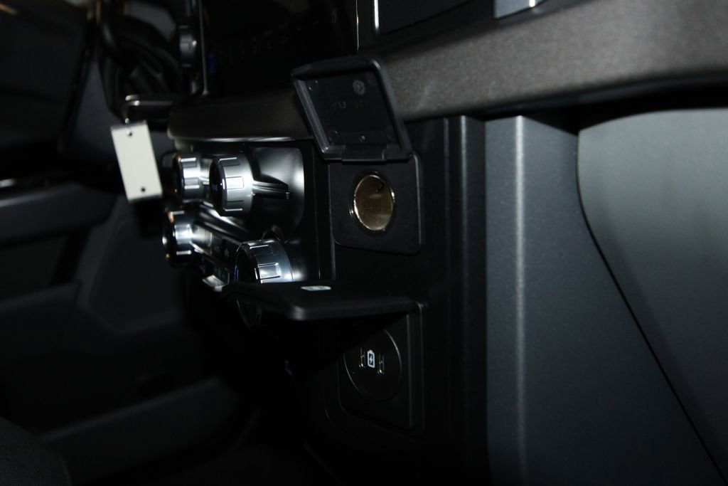 Used 2024 Ford F150 XLT w/ Tow/Haul Package image 21