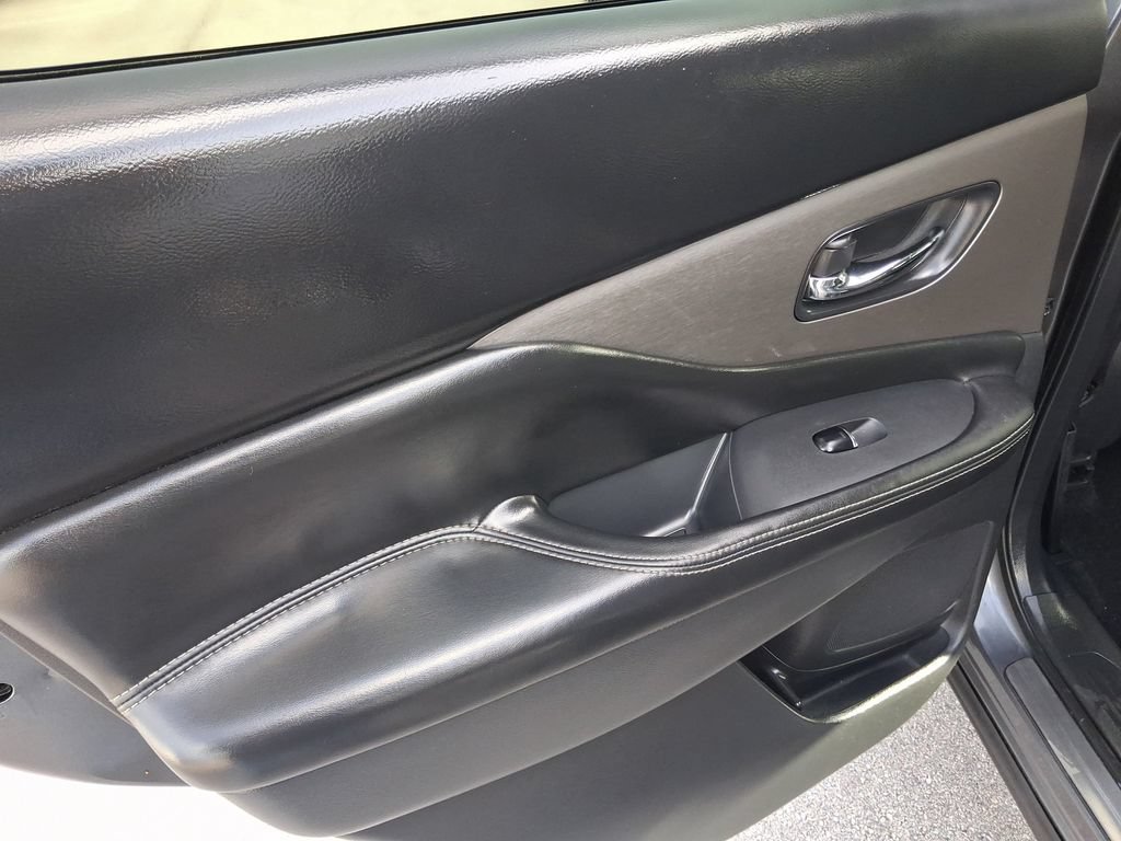 Used 2019 Nissan Murano SL FWD image 13