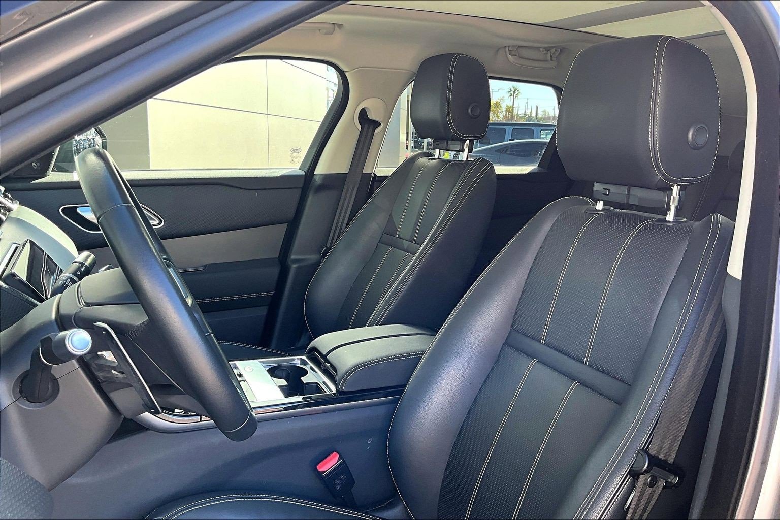 Used 2023 Land Rover Range Rover Velar S image 25