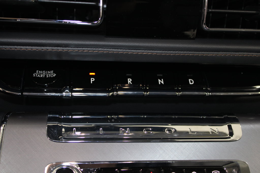 New 2026 Lincoln Aviator 2WD image 47