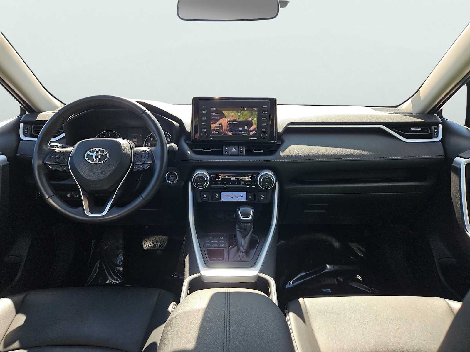 Used 2021 Toyota RAV4 XLE Premium AWD/4WD image 3