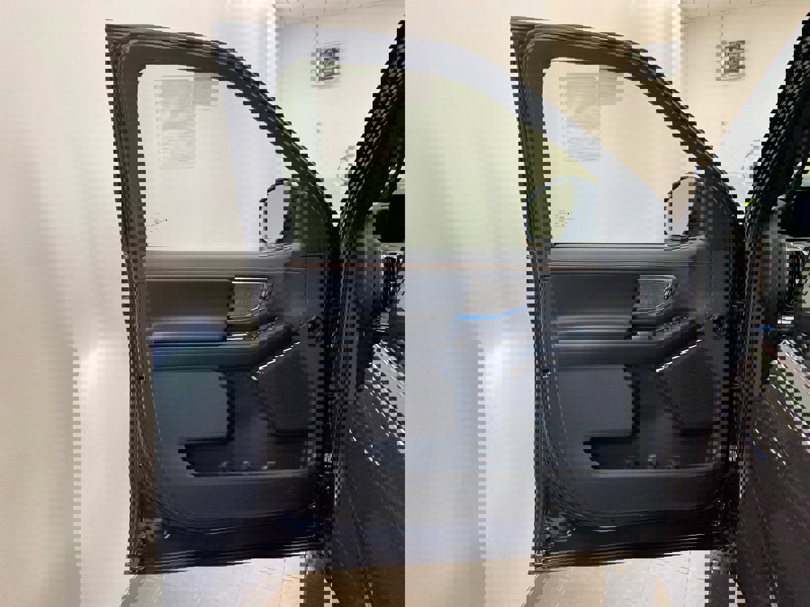 New 2025 Ford Expedition Tremor image 18