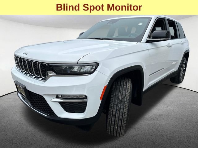 Certified 2025 Jeep Grand Cherokee Limited w/ MOPAR Finishing Package AWD/4WD image 6