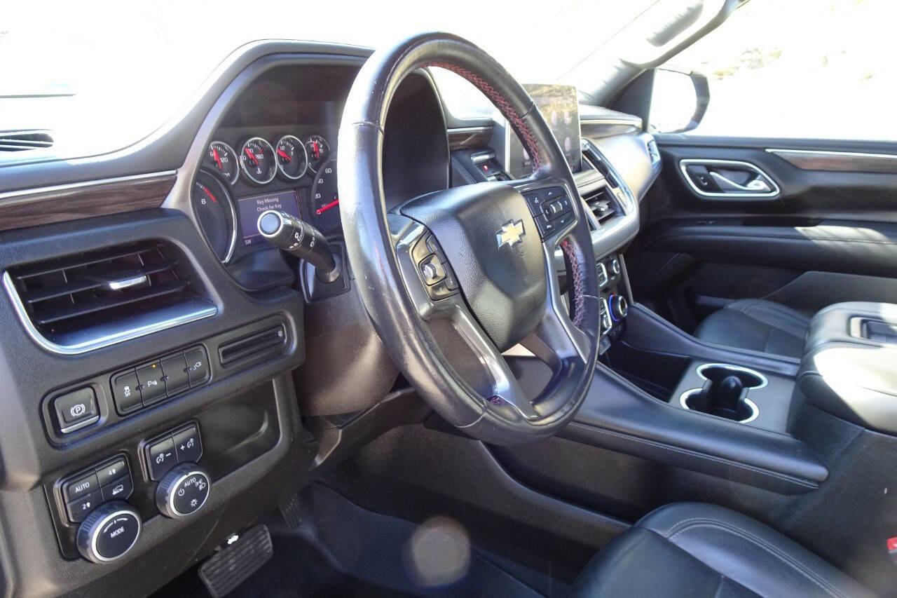 Used 2021 Chevrolet Suburban LT image 17