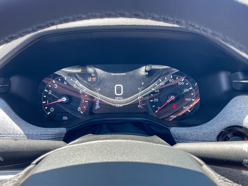 New 2025 Jeep Compass Latitude image 24