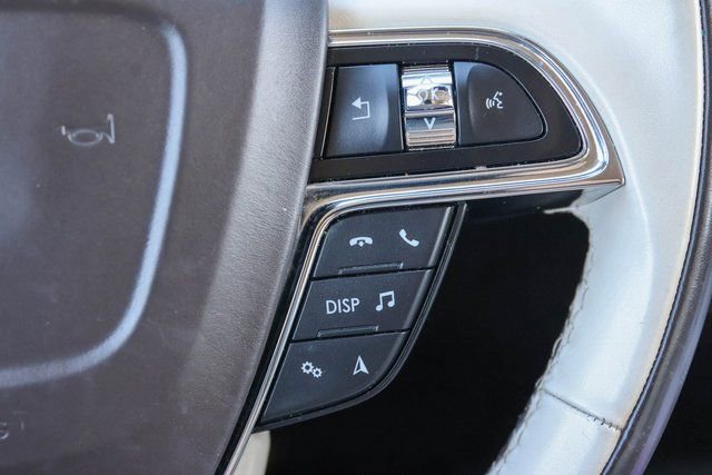 Used 2022 Lincoln Nautilus Black Label w/ Class II Trailer Tow Package image 28