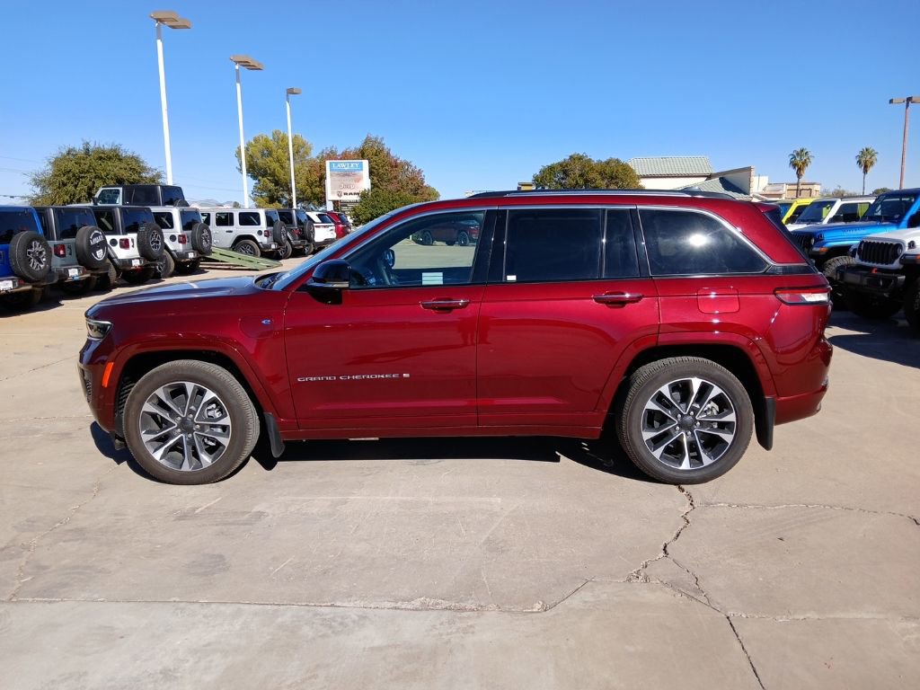 New 2024 Jeep Grand Cherokee Overland w/ Advanced Protech Group III image 8
