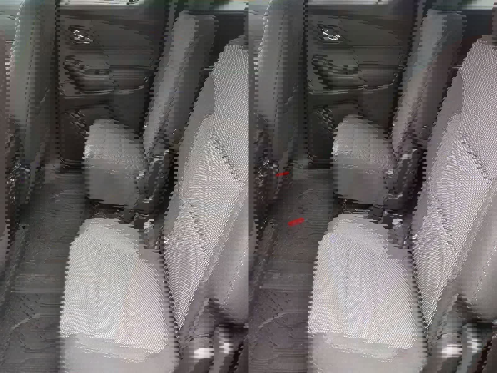 Used 2023 Chevrolet Traverse LT image 19