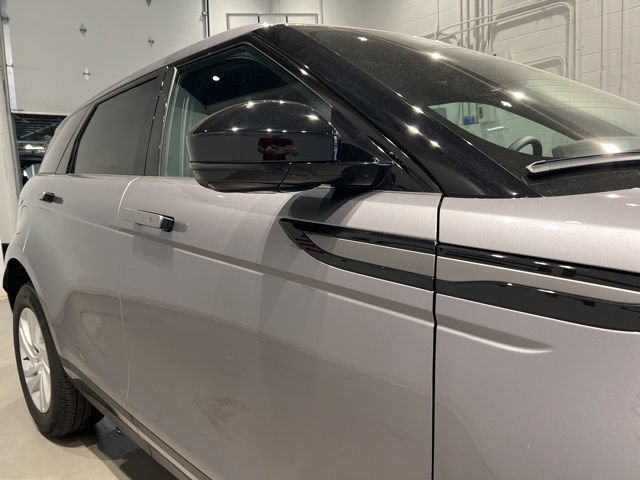 Used 2025 Land Rover Range Rover Evoque S AWD/4WD image 5