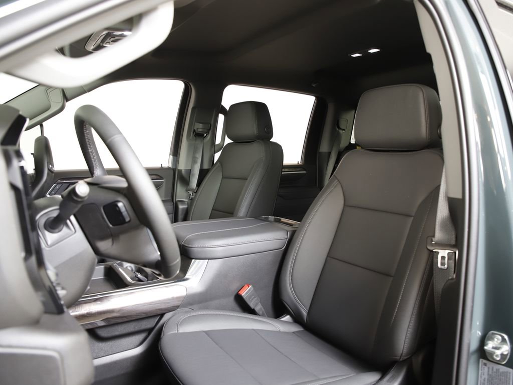 New 2026 Chevrolet Silverado 3500 LTZ w/ LTZ Premium Package image 27