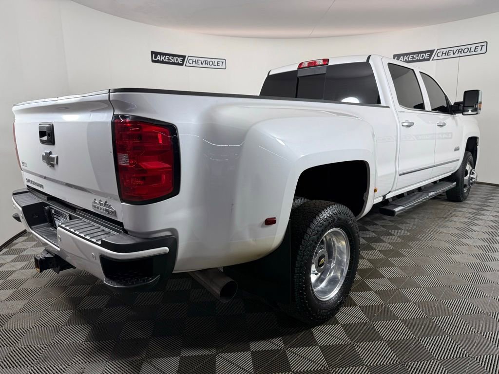 Used 2019 Chevrolet Silverado 3500 High Country w/ Duramax Plus Package image 6