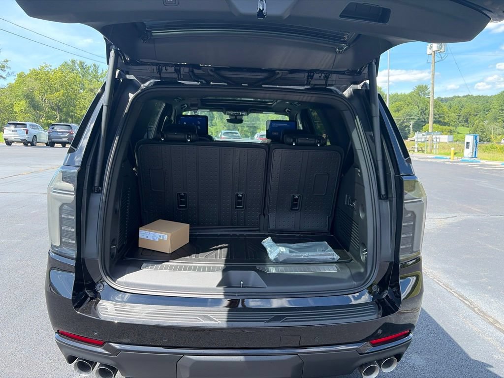 New 2026 Chevrolet Tahoe Z71 w/ Z71 Off-Road Package AWD/4WD image 32