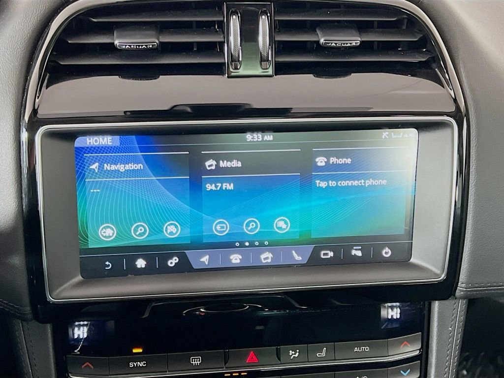 Used 2020 Jaguar F-PACE Prestige image 14