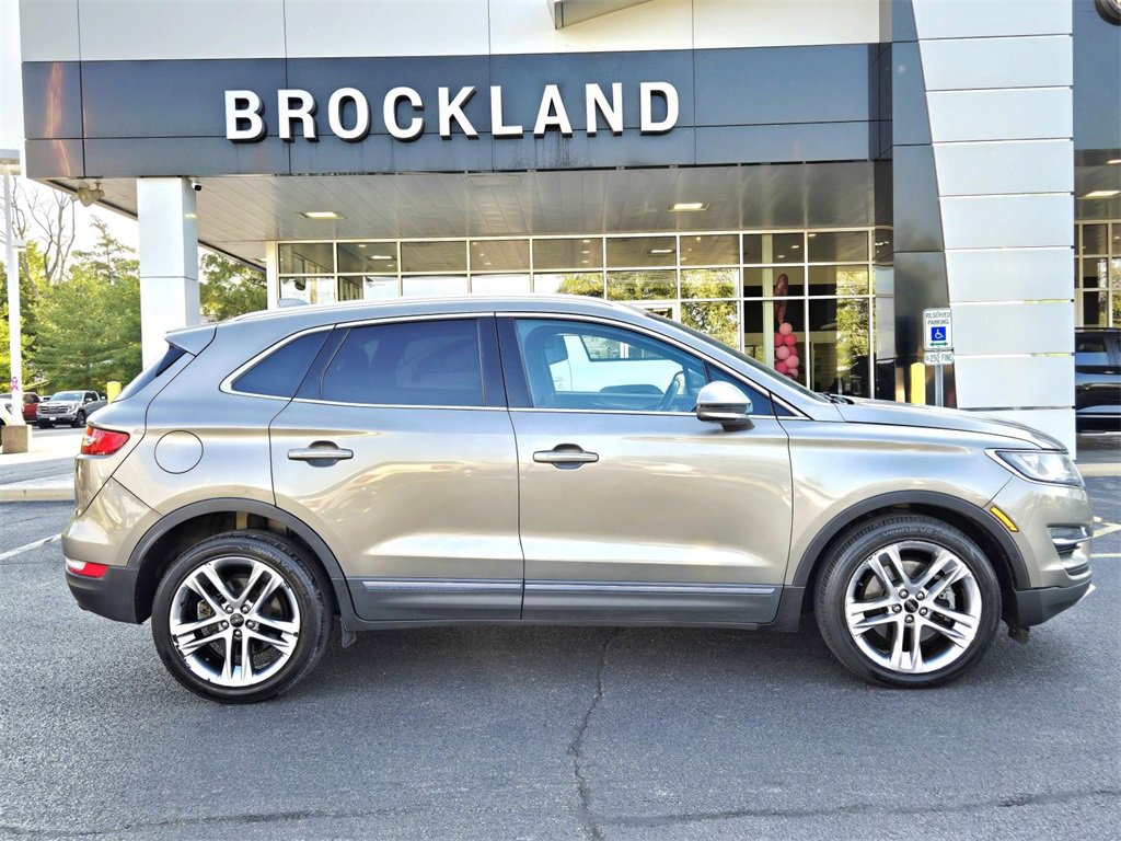 Used 2017 Lincoln MKC Reserve image 2