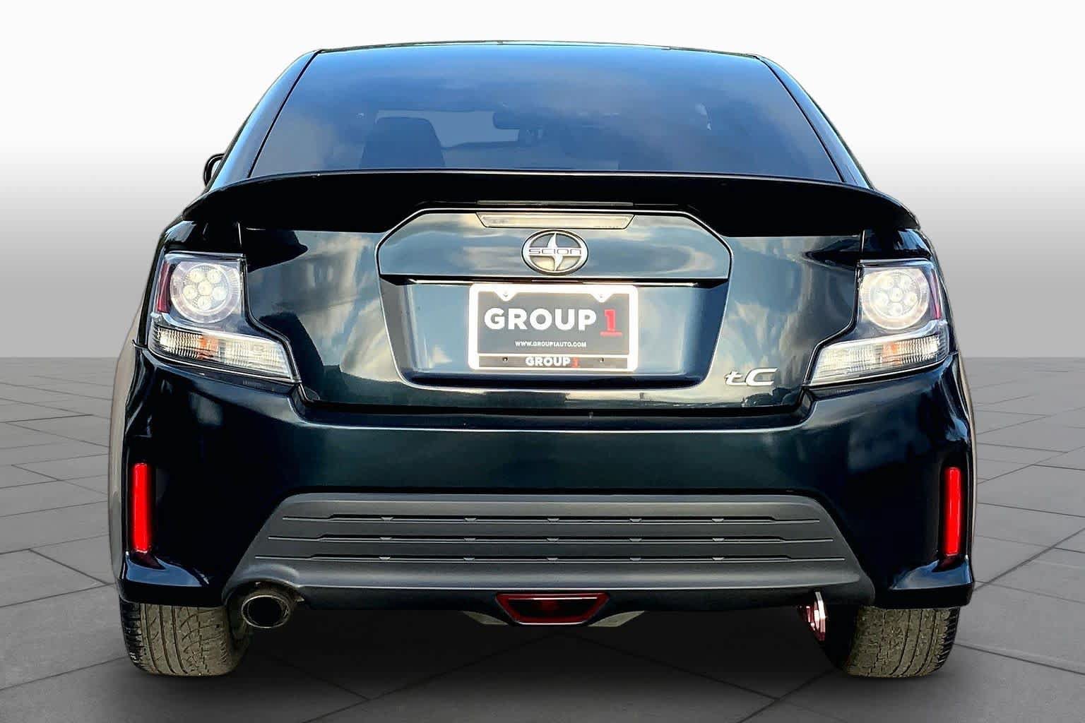 Used 2015 Scion tC FWD image 5