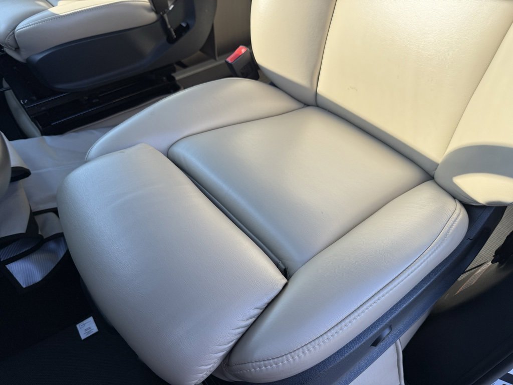 Used 2023 Mercedes-Benz Sprinter 3500 image 23