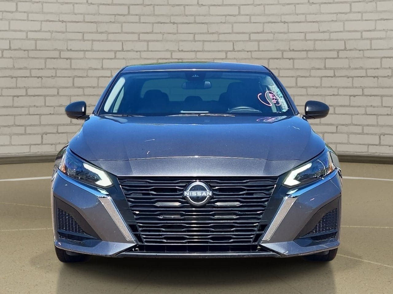 Used 2025 Nissan Altima 2.5 S FWD image 2