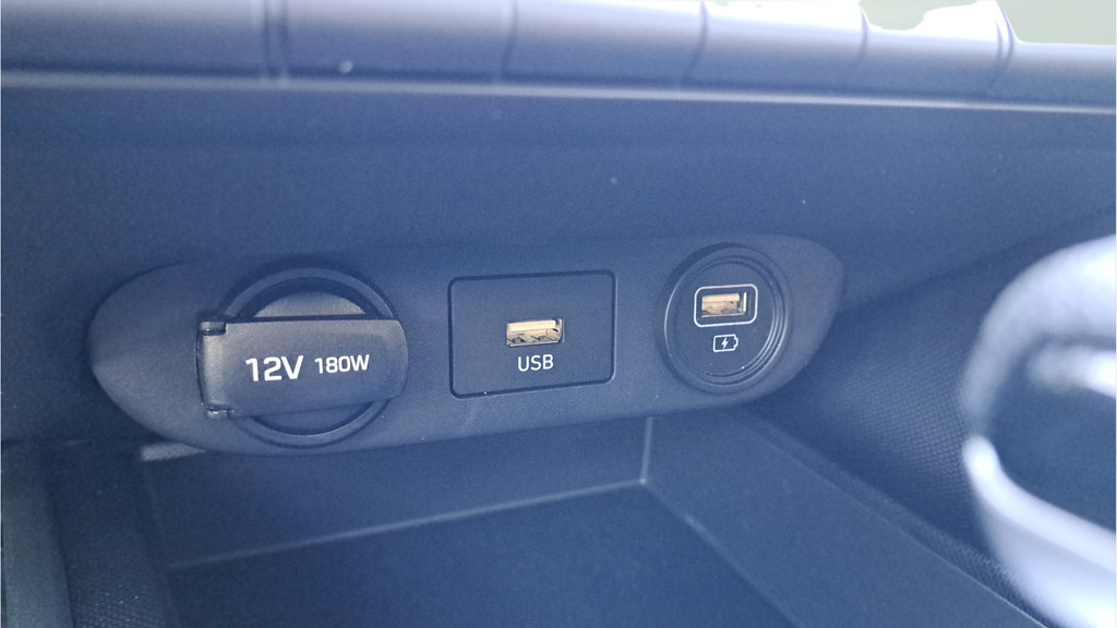 Used 2021 Hyundai Elantra SEL FWD image 22