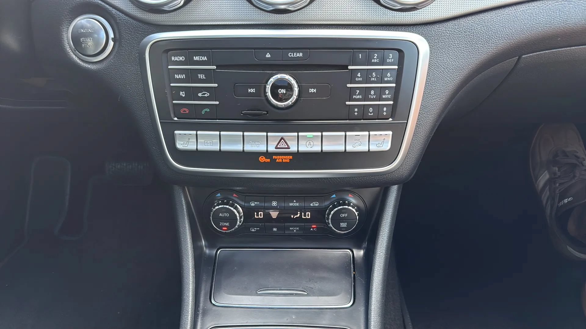 Used 2018 Mercedes-Benz GLA 250 4MATIC image 33