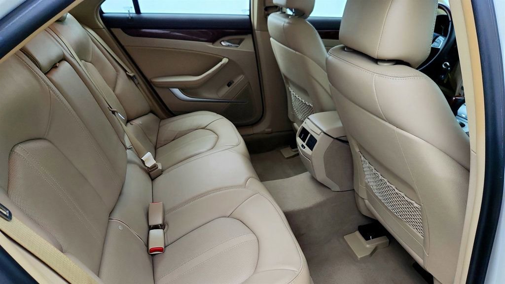 Used 2011 Cadillac CTS Luxury image 23
