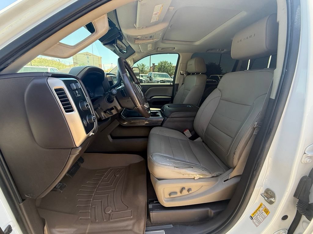 Used 2015 GMC Sierra 2500 Denali w/ Duramax Plus Package AWD/4WD image 11