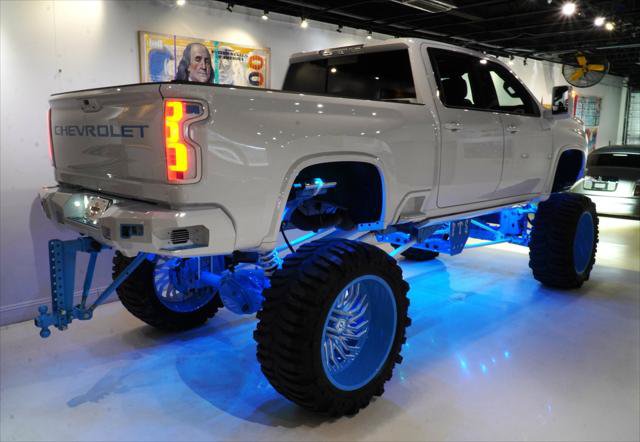Used 2021 Chevrolet Silverado 2500 High Country AWD/4WD image 3
