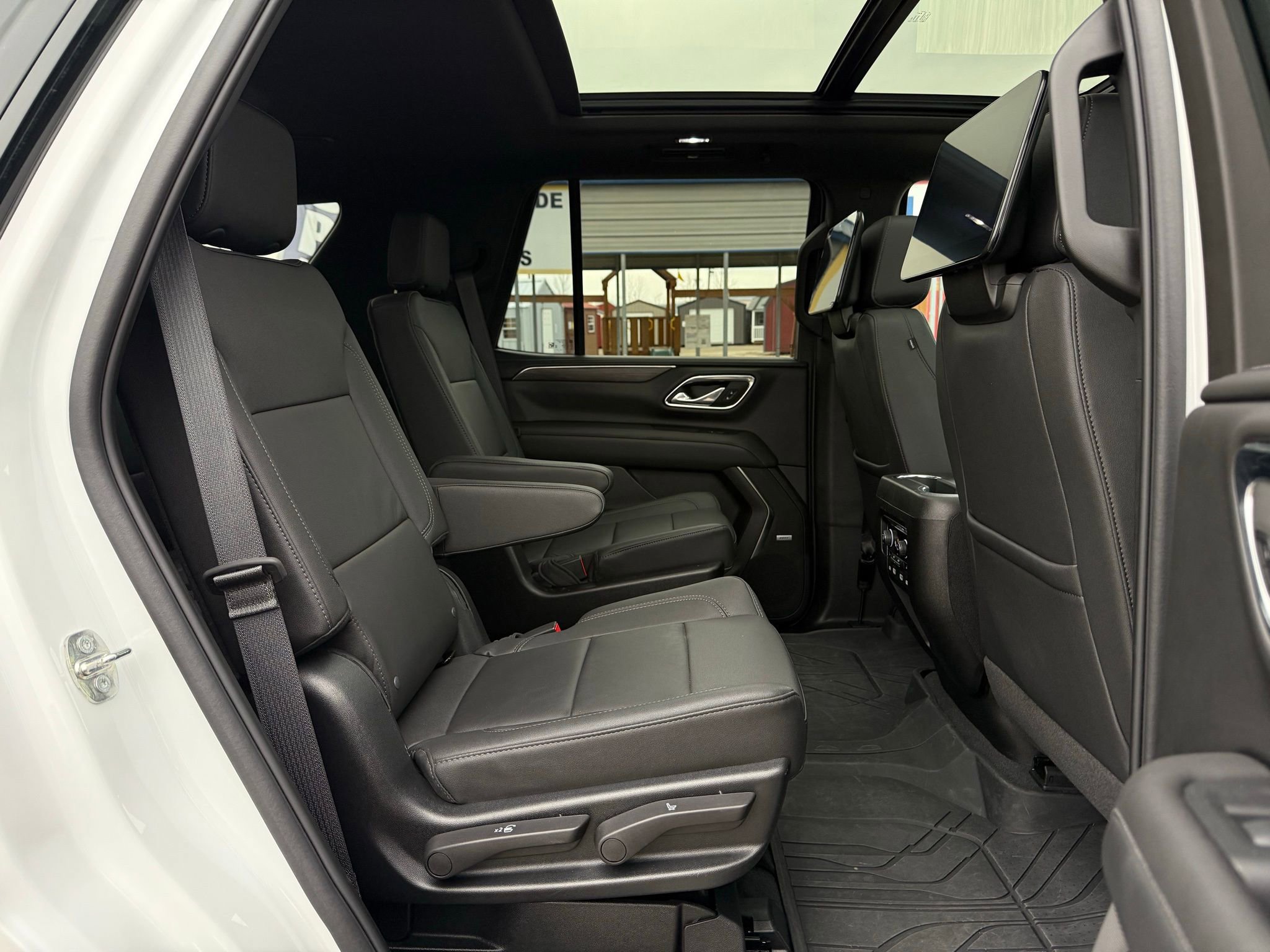 Used 2023 Chevrolet Tahoe Z71 image 34