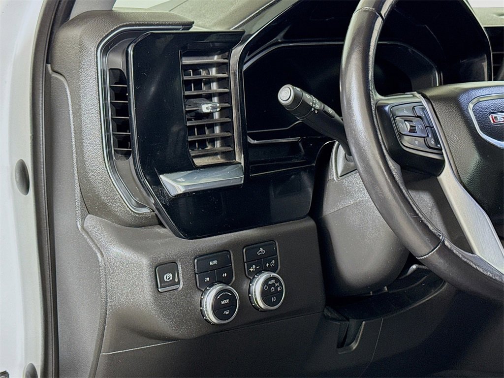 Used 2022 GMC Sierra 1500 Elevation image 8