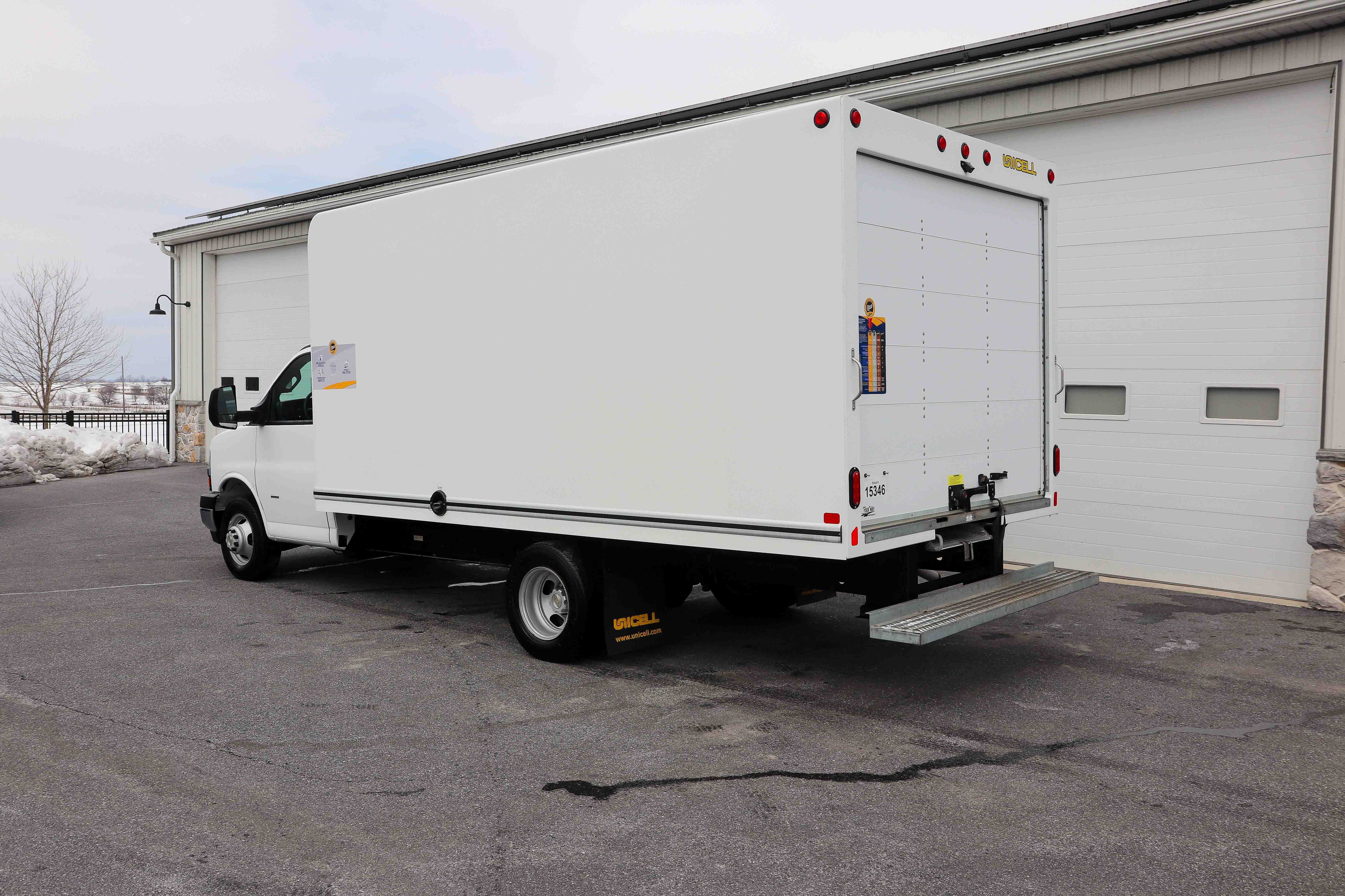 Used 2024 Chevrolet Express 3500 w/ Power Convenience Package RWD image 5