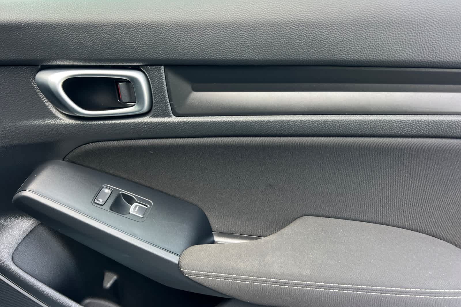 Used 2023 Honda Civic Sport image 18