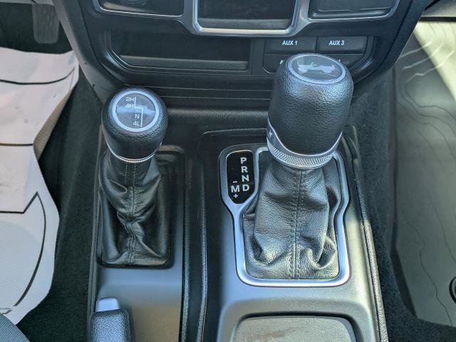 Used 2022 Jeep Wrangler Unlimited Sport image 23