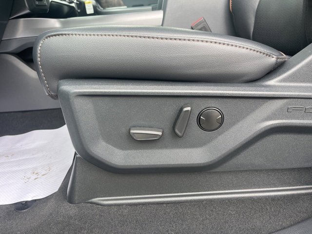 New 2025 Ford F250 Lariat w/ Lariat Ultimate Package image 29