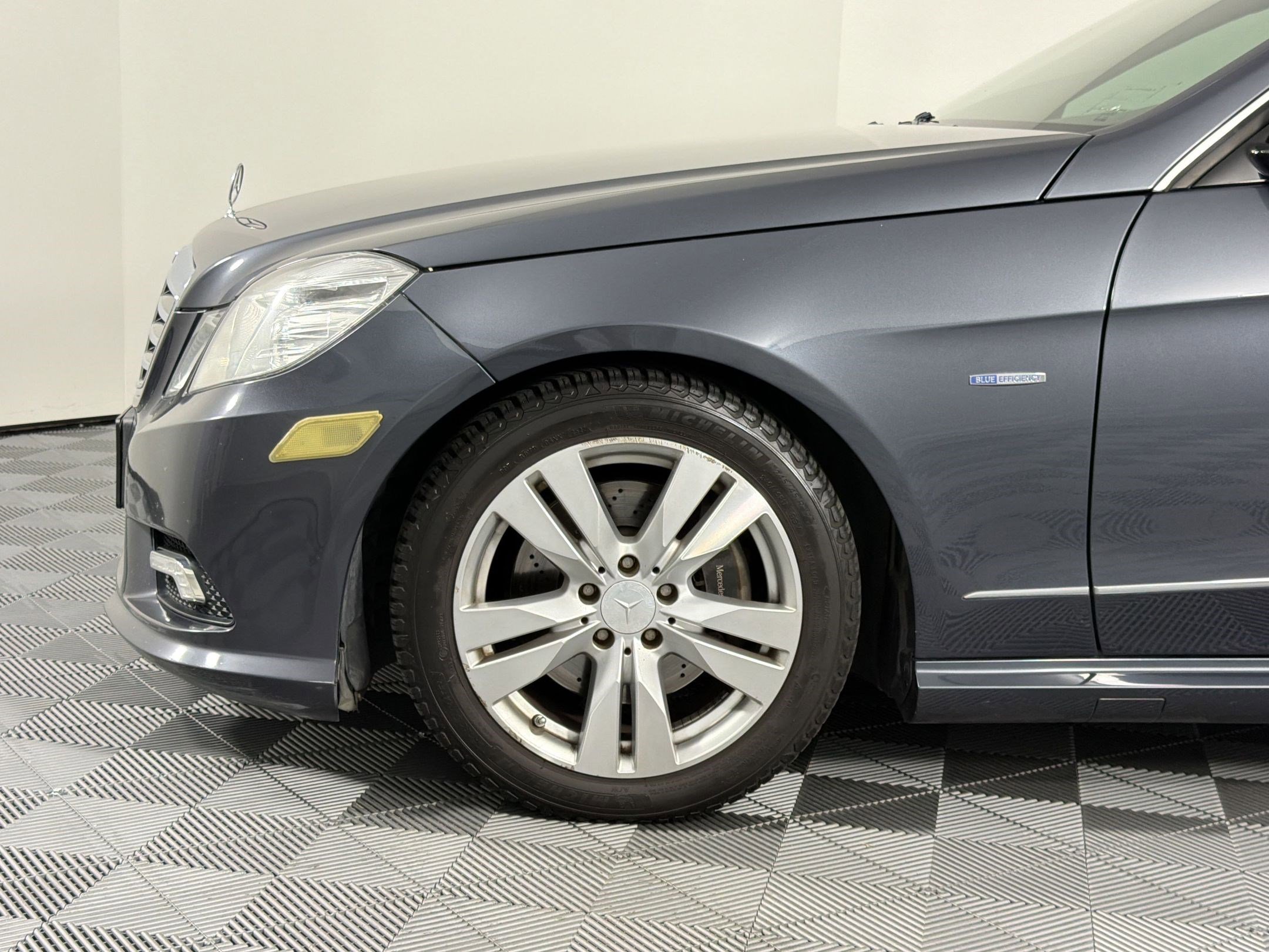 Used 2011 Mercedes-Benz E 350 BlueTEC Sedan image 7