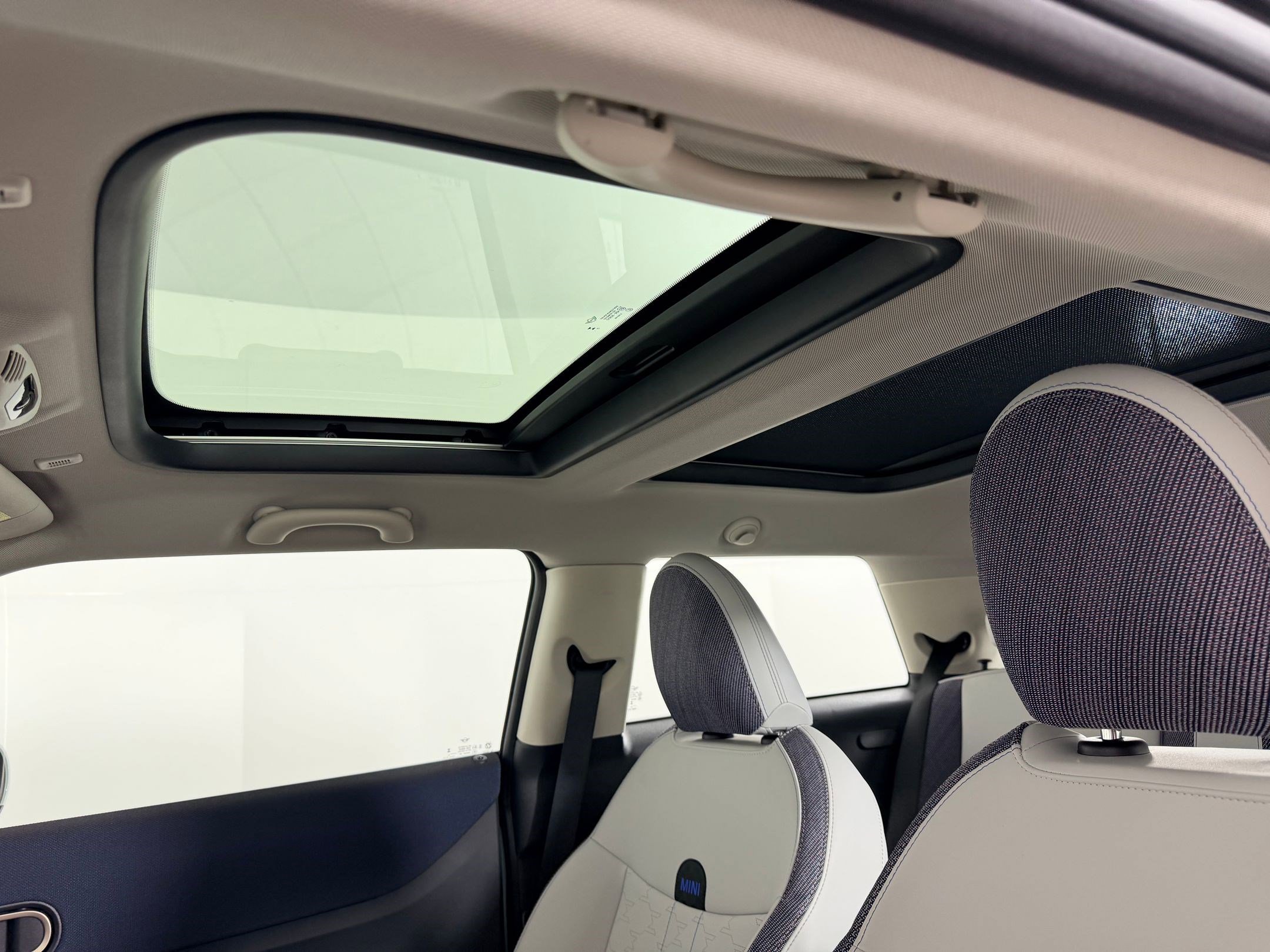 Certified 2025 MINI Cooper S image 13