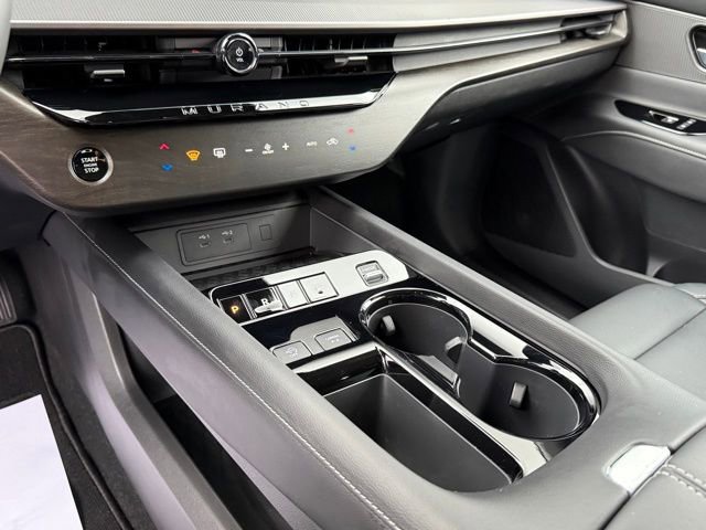 Used 2025 Nissan Murano SV image 22