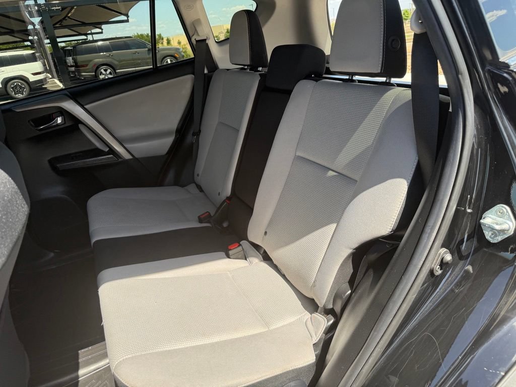 Used 2018 Toyota RAV4 Adventure AWD/4WD image 21