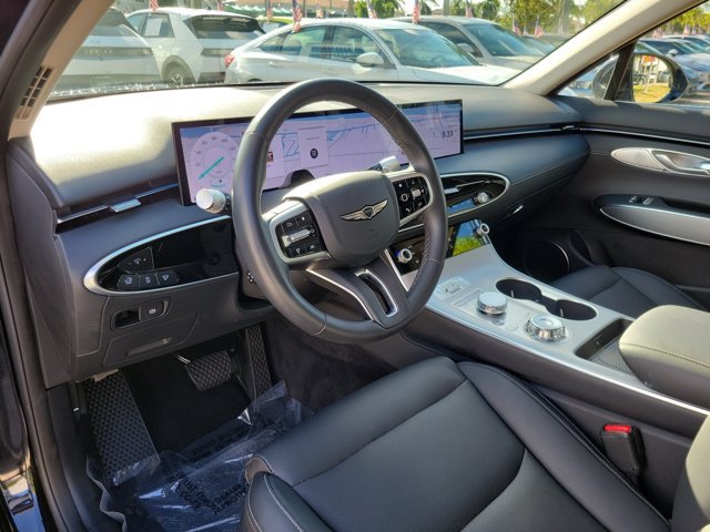 Certified 2026 Genesis GV70 2.5T Select AWD/4WD image 15