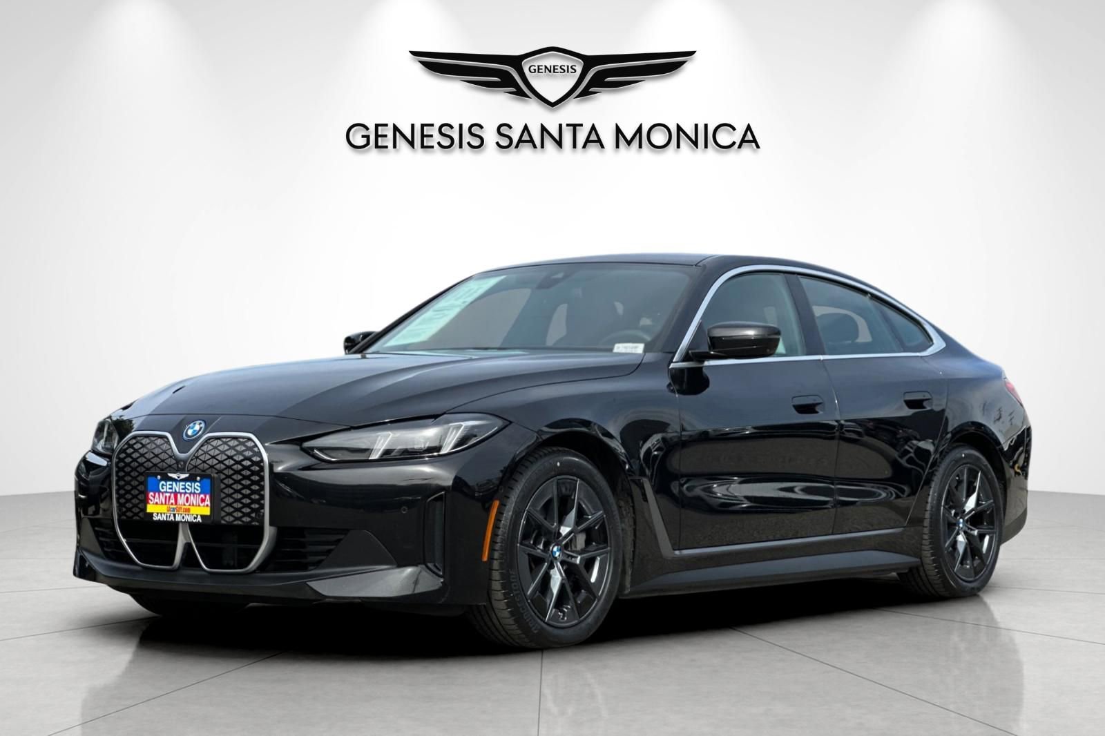 Used 2025 BMW i4 xDrive40i w/ Parking Assistance Package AWD/4WD image 9