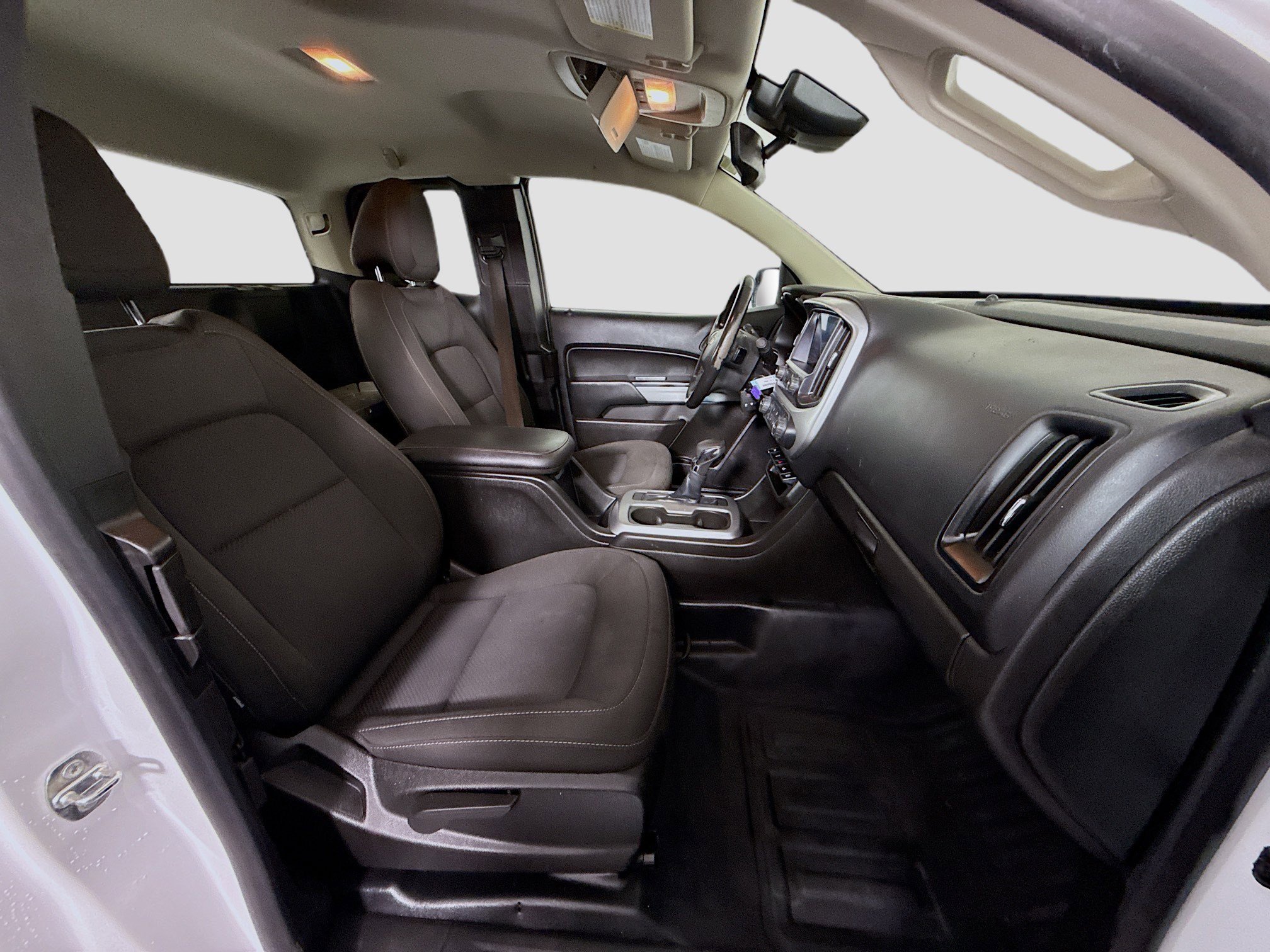 Used 2022 Chevrolet Colorado LT w/ Fleet Safety Package image 28