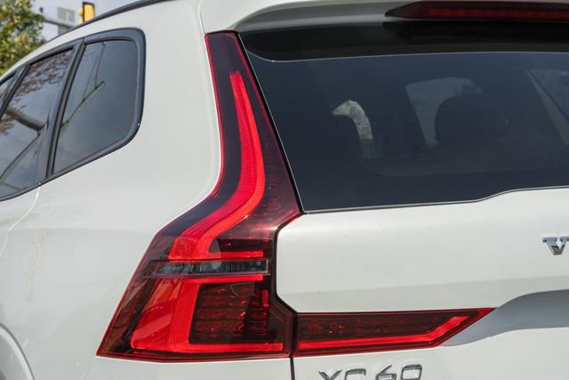 New 2026 Volvo XC60 T8 Ultra w/ Protection Package Premier image 8