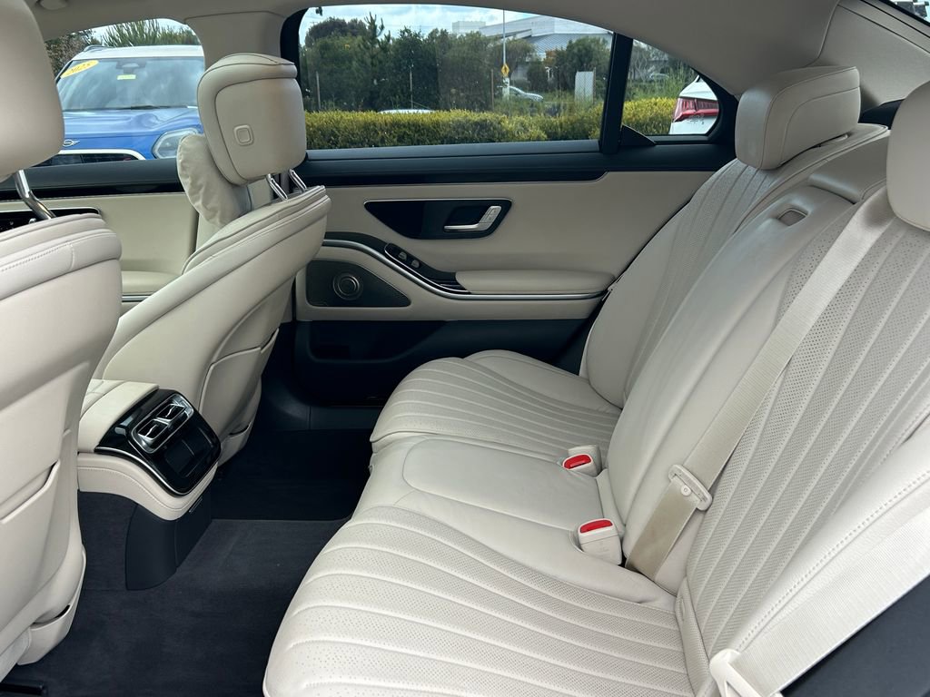 Used 2023 Mercedes-Benz S 500 4MATIC image 27