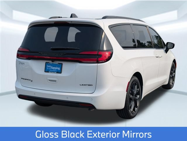 New 2027 Chrysler Pacifica Limited w/ S Appearance Package FWD image 6