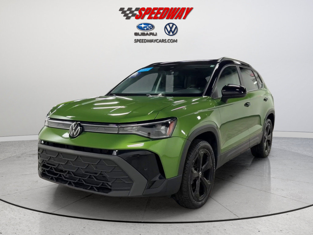 Certified 2025 Volkswagen Taos SE AWD/4WD image 12