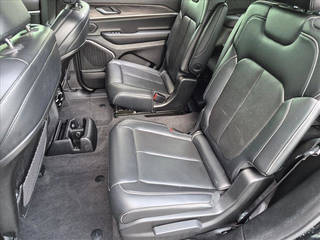 Used 2021 Jeep Grand Cherokee L Limited w/ Luxury Tech Group II AWD/4WD image 20