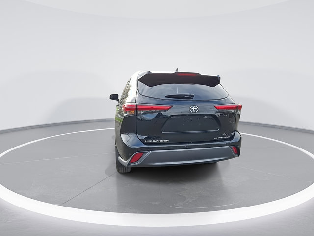 Used 2023 Toyota Highlander Limited image 9