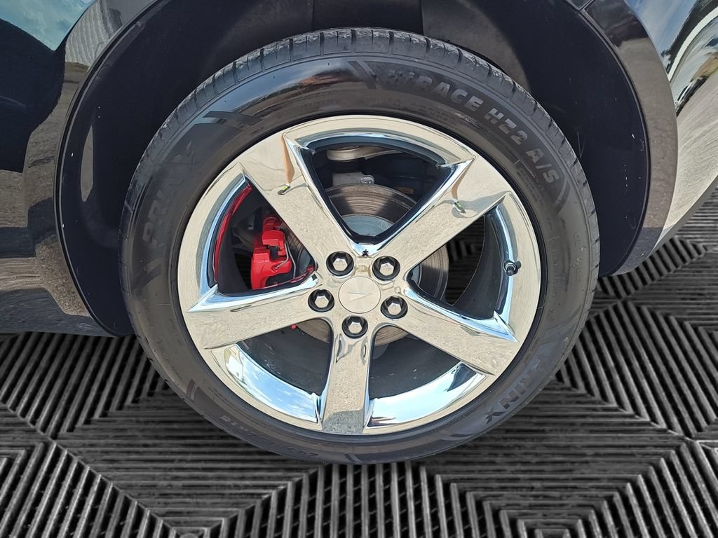Used 2008 Pontiac Solstice GXP w/ Premium Package RWD image 14