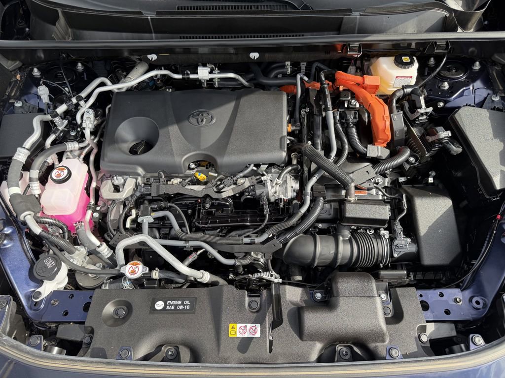 Certified 2025 Toyota RAV4 XSE AWD/4WD image 32