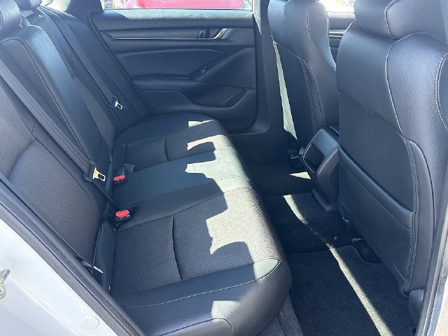 Used 2020 Honda Accord Sport image 12