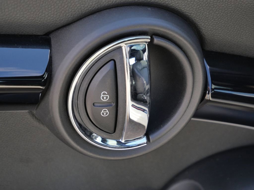 Used 2023 MINI Cooper John Cooper Works w/ Driver Assistance Package image 32