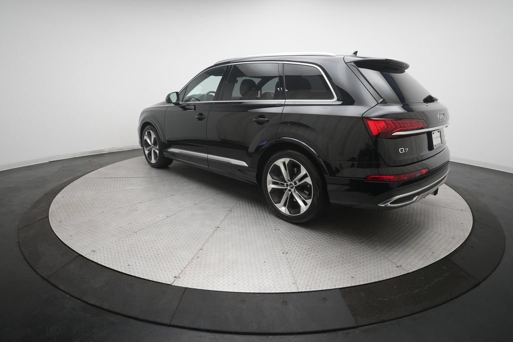 Used 2020 Audi Q7 3.0T Prestige w/ Prestige Package AWD/4WD image 35